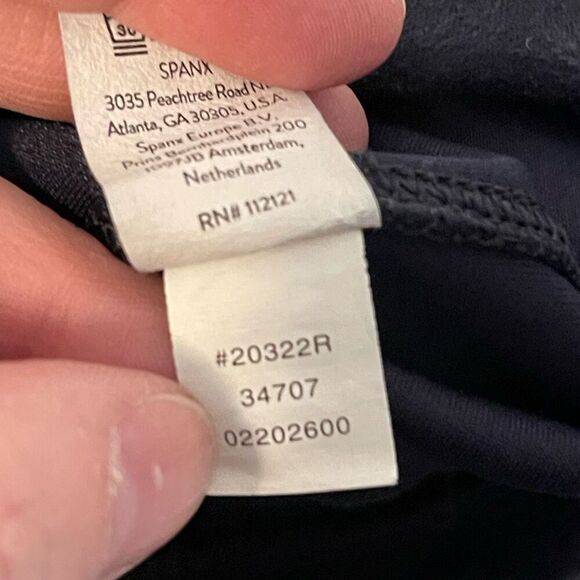 Spanx Faux Suede Navy Leggings Size Large - Picture 7 of 12